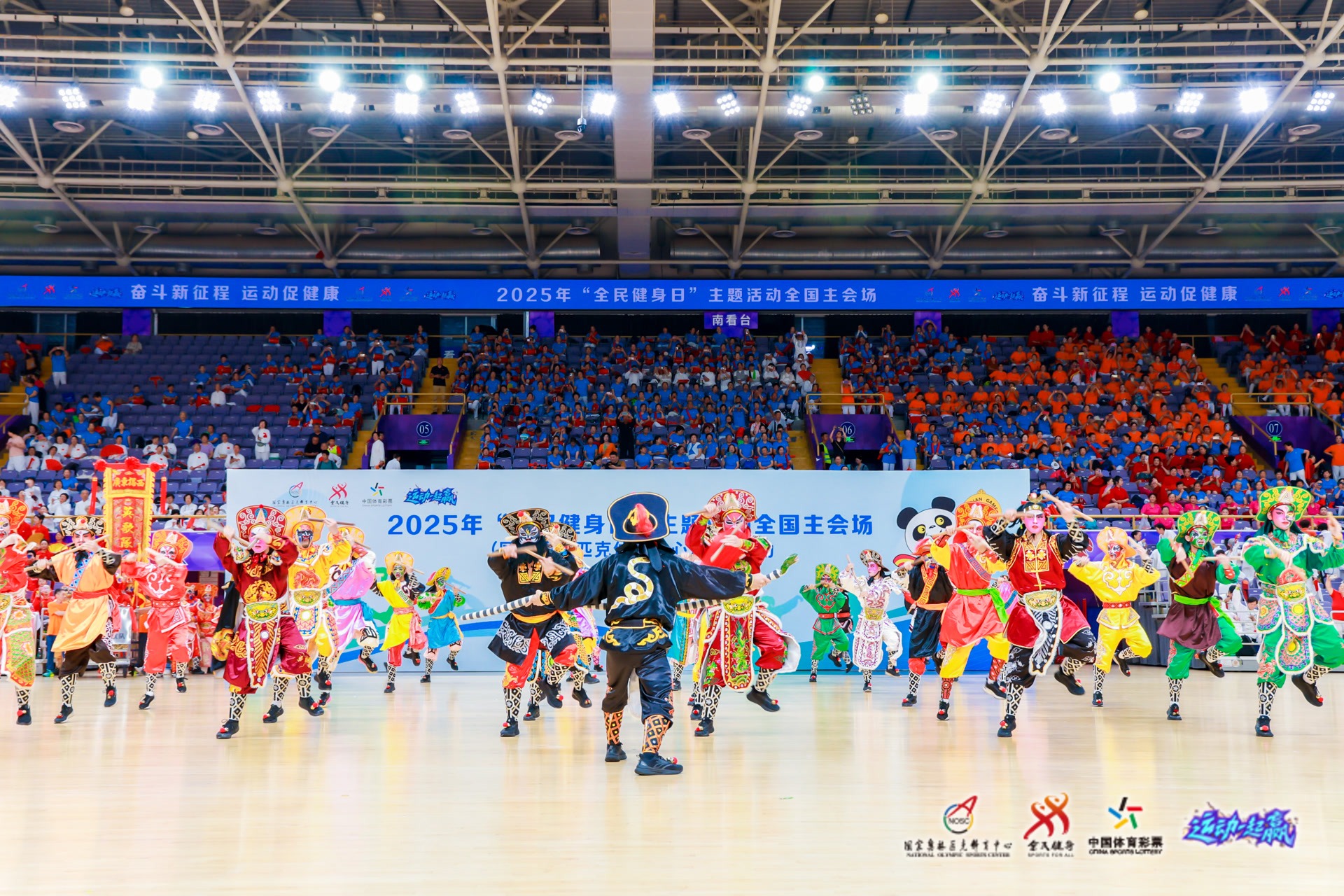 阿尔特塔谈张伯伦随队训练：他不仅积极阳光，也是球员的榜样